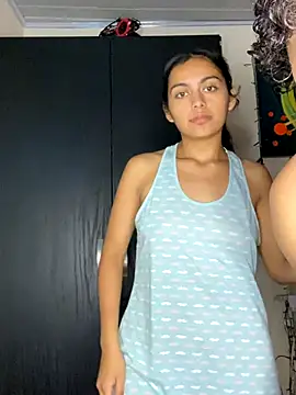 Nezuko-uWux online show from September 30, 2025, 6:29 am