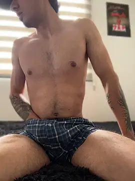 Juliopaspi online show from May 11, 2026, 2:34 pm