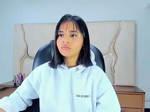 ScarletDoll online show from September 24, 2025, 3:10 am