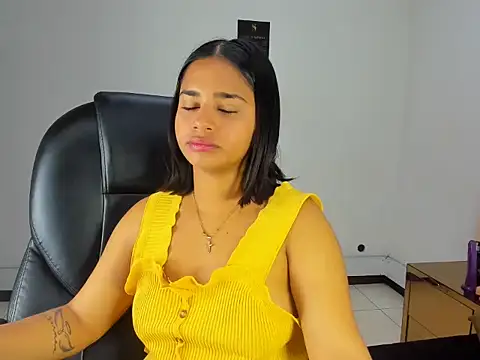 ScarletDoll online show from September 27, 2025, 3:11 am