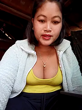 maycuc123 online show from December 23, 2025, 2:20 am