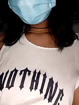 Snapshot of emali_baba chatting on November 30, 2025, 4:33 pm emali baba online show from November 30, 2025, 4:33 pm