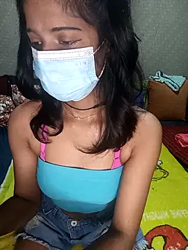 Snapshot of emali_baba chatting on December 18, 2025, 4:51 am emali baba online show from December 18, 2025, 4:51 am