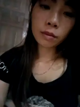 susi-love00 online show from October 16, 2025, 12:28 pm