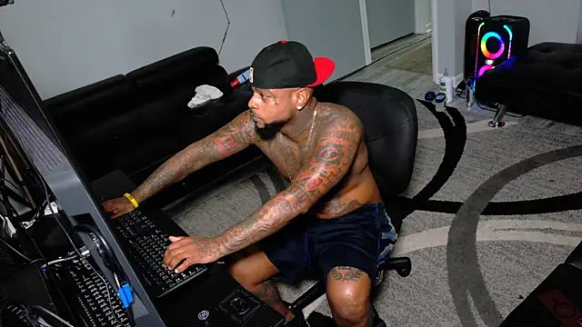 SLANGONDEMHOES online show from March 7, 2026, 8:06 pm