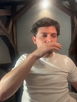 dock 75 online show from November 14, 2025, 9:02 pm