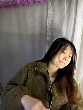 Snapshot of Hinne07 chatting on November 26, 2025, 1:28 am Hinne07 online show from November 26, 2025, 1:28 am