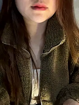 Hinne07 online show from January 7, 2026, 3:14 pm