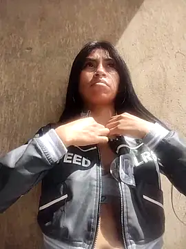 Snapshot of Pocahontas_tw chatting on February 3, 2026, 3:39 pm Pocahontas tw online show from February 3, 2026, 3:39 pm