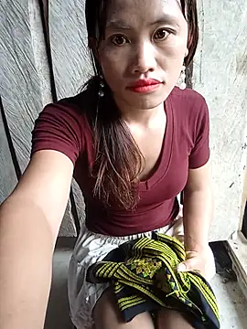 Snapshot of rubi_bae chatting on July 17, 2026, 12:06 am rubi bae online show from July 17, 2026, 12:06 am
