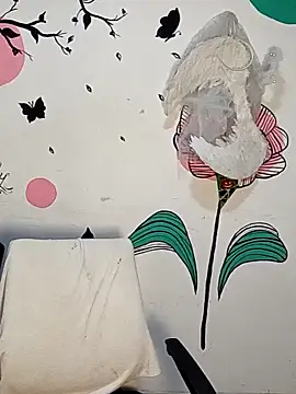 curvy diva  online show from November 27, 2025, 11:34 am