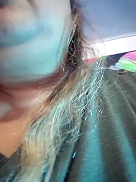 curvy diva  online show from February 20, 2026, 9:43 am