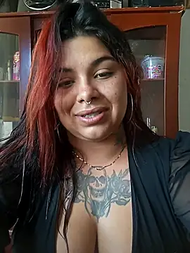 snow belle online show from October 12, 2025, 4:39 pm