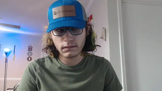 Snapshot of zacthefeetguy chatting on December 22, 2025, 3:14 am zacthefeetguy online show from December 22, 2025, 3:14 am