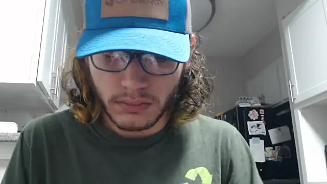 Snapshot of zacthefeetguy chatting on January 13, 2026, 4:01 pm zacthefeetguy online show from January 13, 2026, 4:01 pm