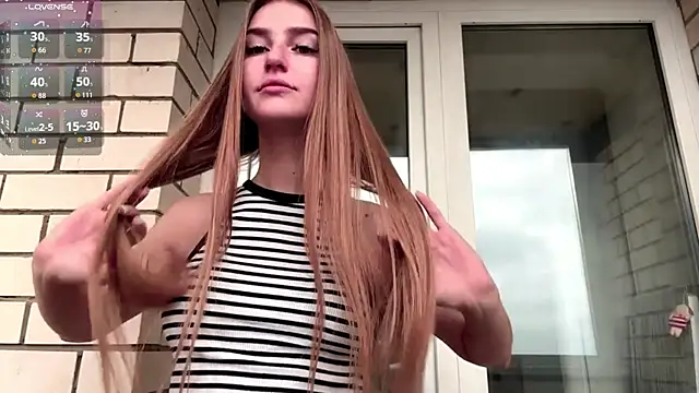 SweetJinny88 online show from November 6, 2025, 7:09 am