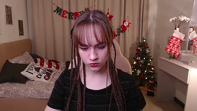 Jamie Chung online show from December 20, 2025, 1:02 am