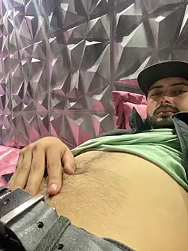 Snapshot of cristopher_wallacee chatting on October 30, 2025, 4:19 pm cristopher wallacee online show from October 30, 2025, 4:19 pm