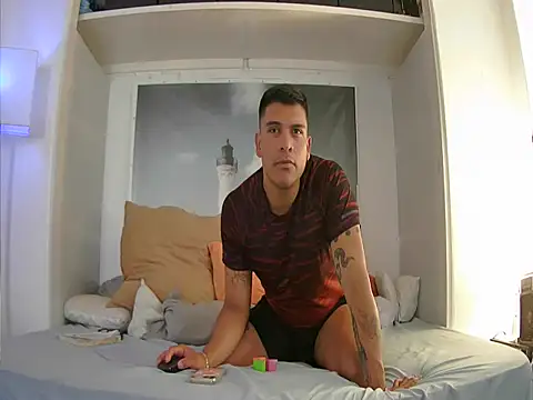 Snapshot of Romario28 chatting on September 23, 2025, 9:07 pm Romario28 online show from September 23, 2025, 9:07 pm