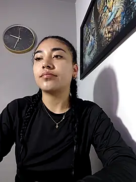 AmberGold- online show from November 25, 2025, 6:46 am