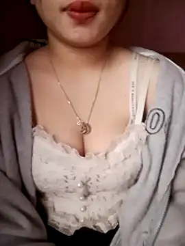 EllaMay22 online show from April 2, 2026, 3:37 am