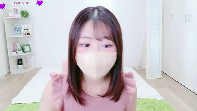 Snapshot of Haru_chiii chatting on September 23, 2025, 2:36 am Haru chiii online show from September 23, 2025, 2:36 am