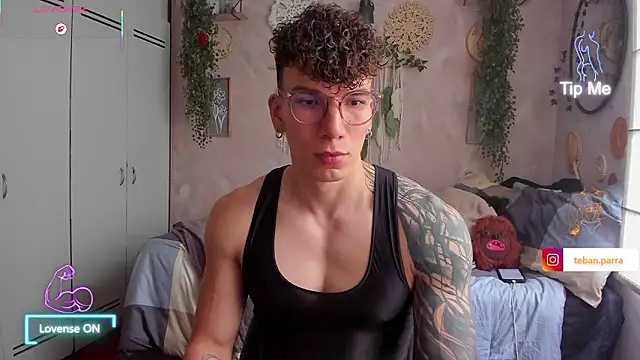 Snapshot of estebandi_do chatting on January 31, 2026, 7:56 pm estebandi do online show from January 31, 2026, 7:56 pm