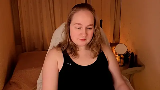 Snapshot of Kitty_Rest_ chatting on May 2, 2026, 2:22 pm Kitty Rest online show from May 2, 2026, 2:22 pm