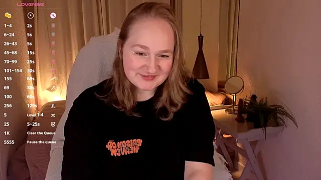 Snapshot of Kitty_Rest_ chatting on May 28, 2026, 2:47 pm Kitty Rest online show from May 28, 2026, 2:47 pm