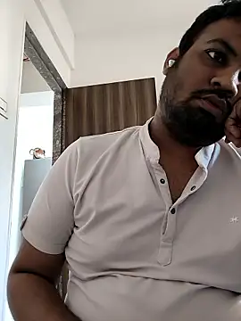 vinay smalldick online show from January 18, 2026, 11:47 am