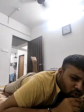 vinay smalldick online show from May 14, 2026, 4:25 pm
