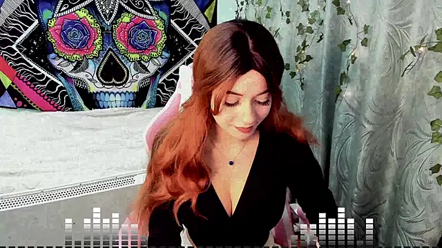 mona fly online show from October 12, 2025, 3:22 pm