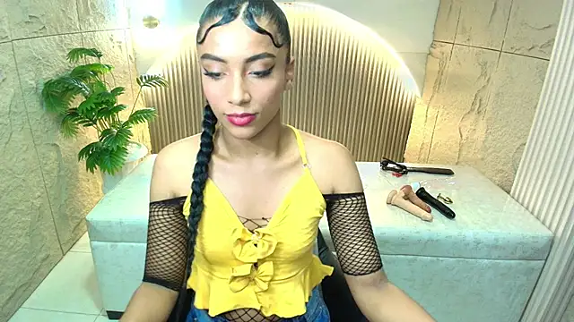Snapshot of katty_berry_r chatting on September 19, 2025, 7:47 pm katty berry r online show from September 19, 2025, 7:47 pm