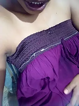 Shani Izu online show from May 16, 2026, 11:42 am