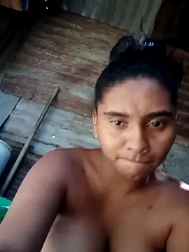 Lucy-Ferr online show from October 13, 2025, 7:03 pm