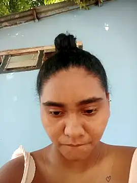 Lucy-Ferr online show from October 15, 2025, 1:11 pm