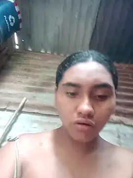 Lucy-Ferr online show from October 16, 2025, 2:51 pm