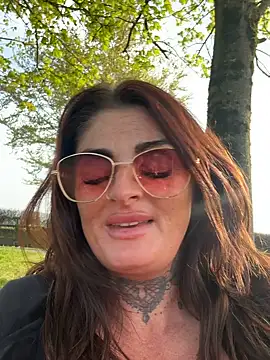 Snapshot of IrishmilfAnna chatting on April 23, 2026, 5:26 pm IrishmilfAnna online show from April 23, 2026, 5:26 pm