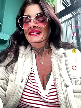 IrishmilfAnna online show from June 9, 2026, 2:39 pm