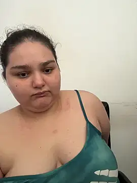 Snapshot of PortuPAWG chatting on July 4, 2026, 10:16 pm PortuPAWG online show from July 4, 2026, 10:16 pm