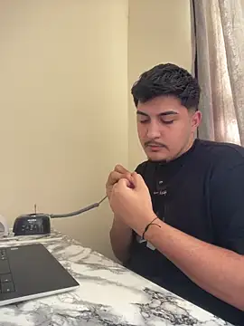 mixedcouplee69 online show from March 26, 2026, 2:11 pm