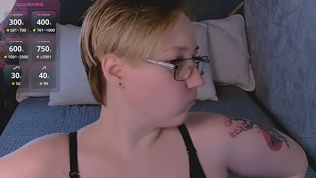 Snapshot of AlexandraGreen chatting on July 30, 2026, 9:14 pm AlexandraGreen online show from July 30, 2026, 9:14 pm