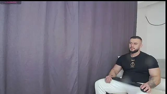 Snapshot of RickyMiami1 chatting on February 13, 2026, 9:55 pm RickyMiami1 online show from February 13, 2026, 9:55 pm