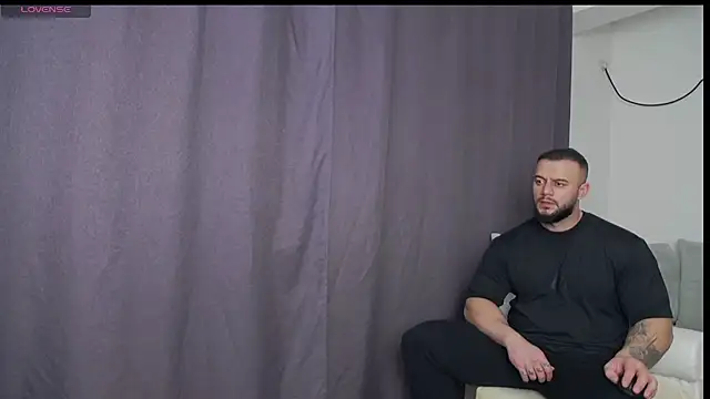 Snapshot of RickyMiami1 chatting on February 24, 2026, 7:34 pm RickyMiami1 online show from February 24, 2026, 7:34 pm