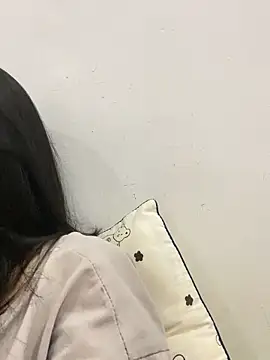 Mochi21 online show from October 8, 2025, 4:32 am