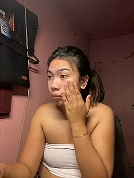 Snapshot of aniya_04 chatting on October 12, 2025, 4:50 pm aniya 04 online show from October 12, 2025, 4:50 pm