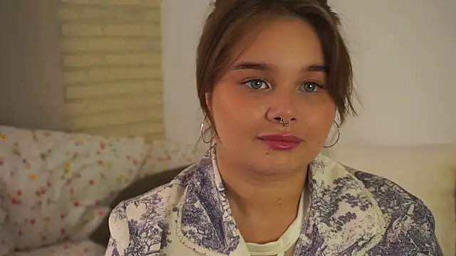 Anna Nicol online show from September 9, 2025, 2:05 pm