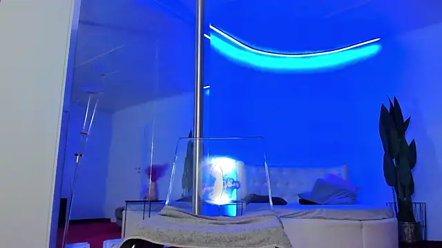 JessicaSky  online show from December 3, 2025, 8:07 pm