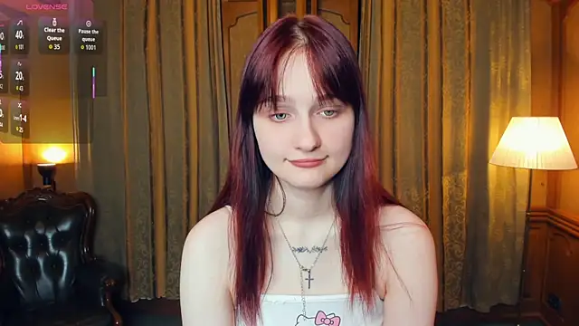 KatyKufel online show from April 12, 2026, 8:03 pm