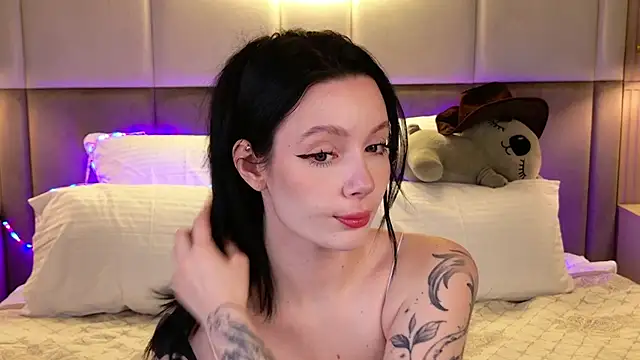 Goldy Stark online show from January 18, 2026, 8:45 pm